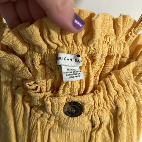 American Eagle Yellow Crop Top with Buttons - Picture 3 of 4